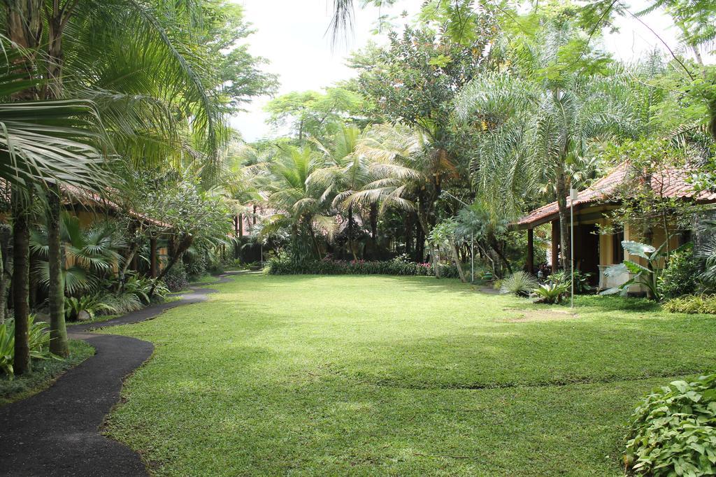 Laras Asri Resort & Spa Salatiga Exteriér fotografie