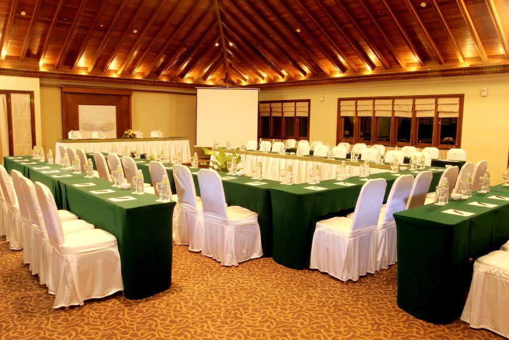Laras Asri Resort & Spa Salatiga Exteriér fotografie