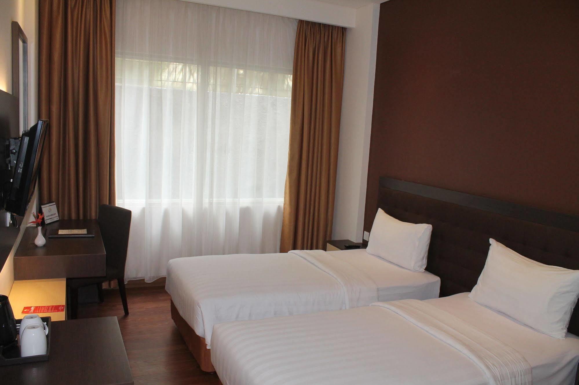 Laras Asri Resort & Spa Salatiga Exteriér fotografie