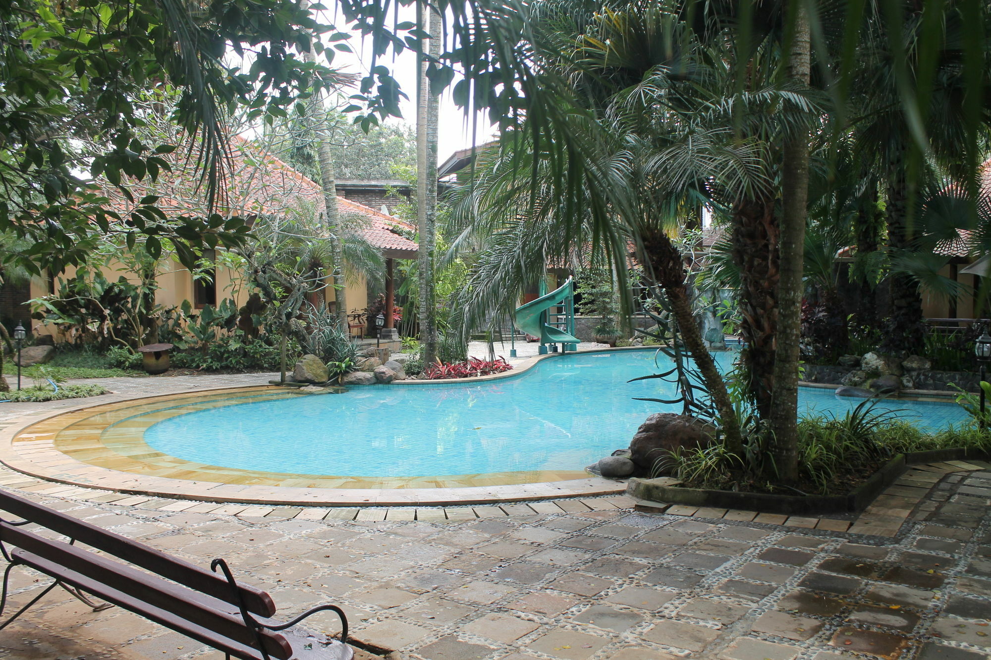 Laras Asri Resort & Spa Salatiga Exteriér fotografie